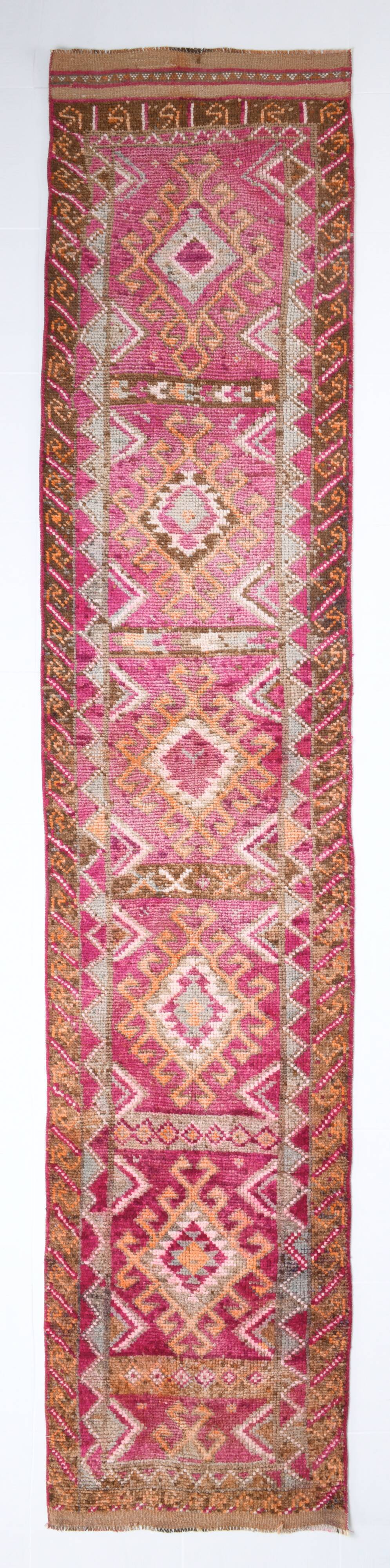 3x13 long hot pink vintage runner rug 399x81cm