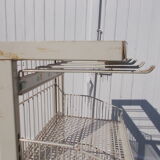 Advertising metal display tic tac