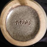 Ceramic vase signed Max Idlas