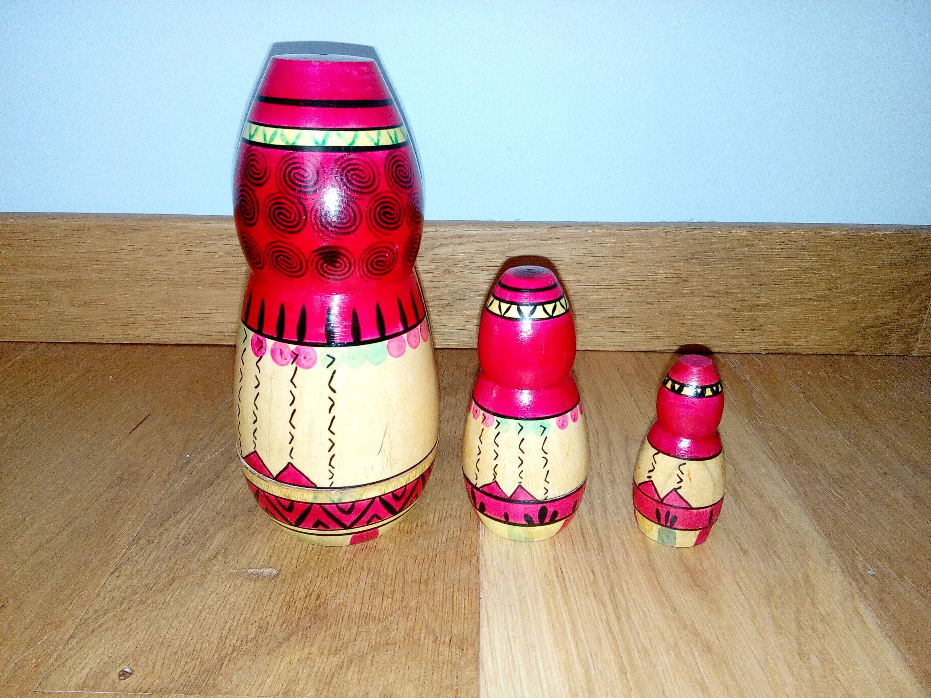 Russian dolls gigognes matriochka