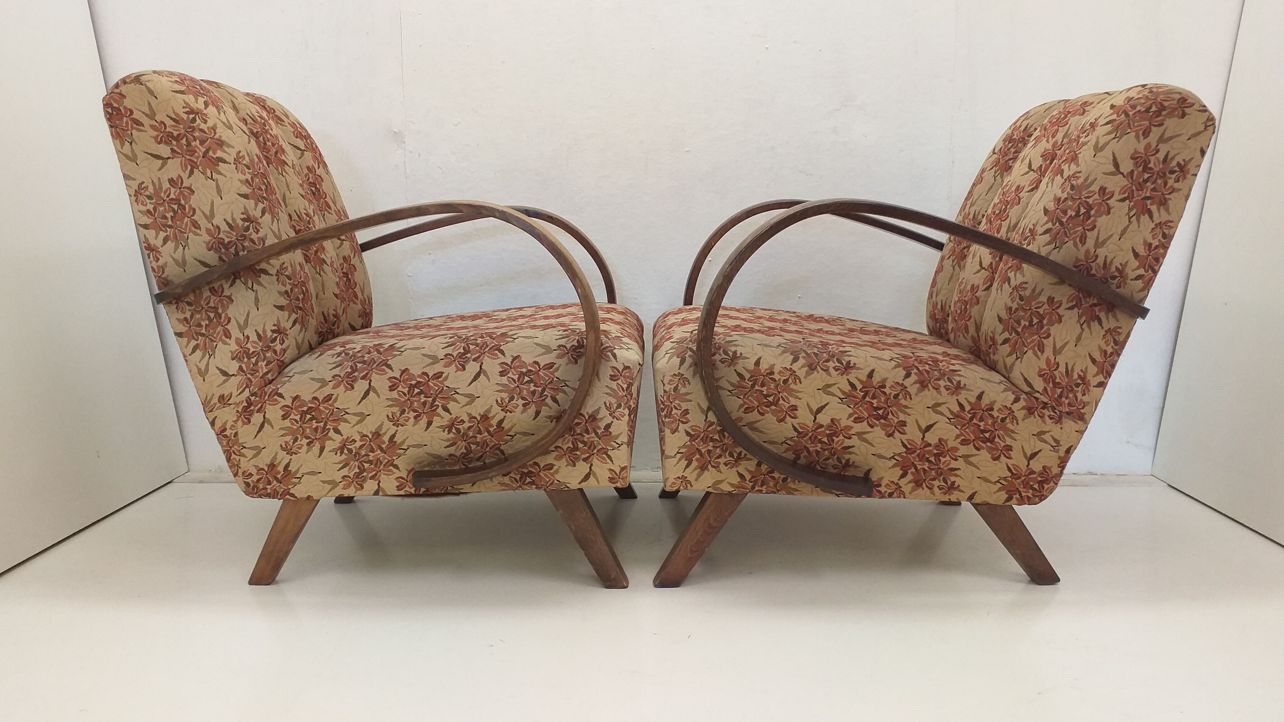 Set of 2 armchairs H 410 Halabala and coffee table for UP Závody, Czechoslovakia