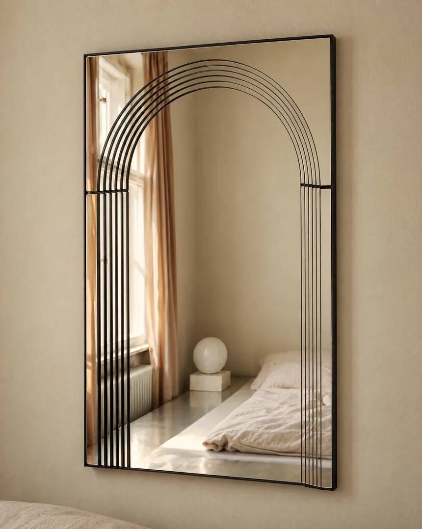 Curved Art Deco mirror - Circa 1970