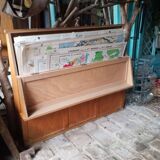 Geographic map cabinet