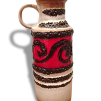 Vintage - red and black pottery-