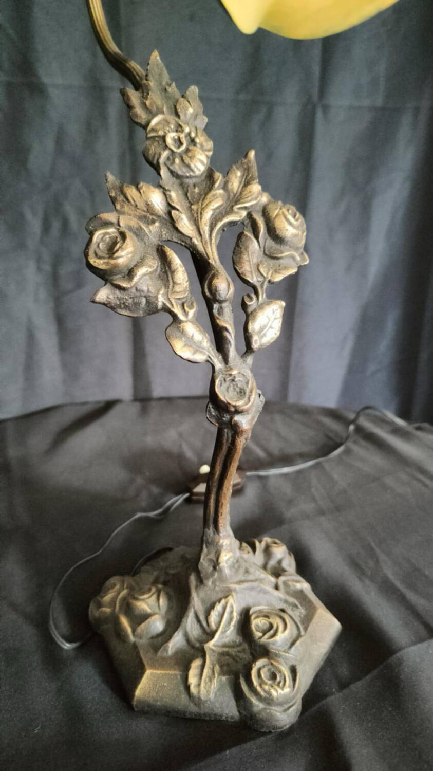 Unsigned wrought iron and tulip lamp (city light)