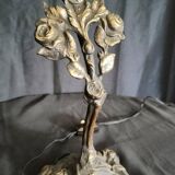 Unsigned wrought iron and tulip lamp (city light)