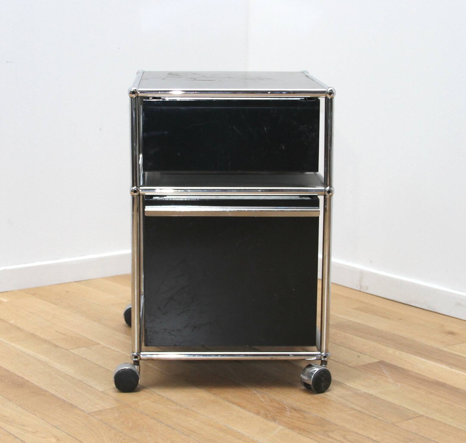 USM Haller box