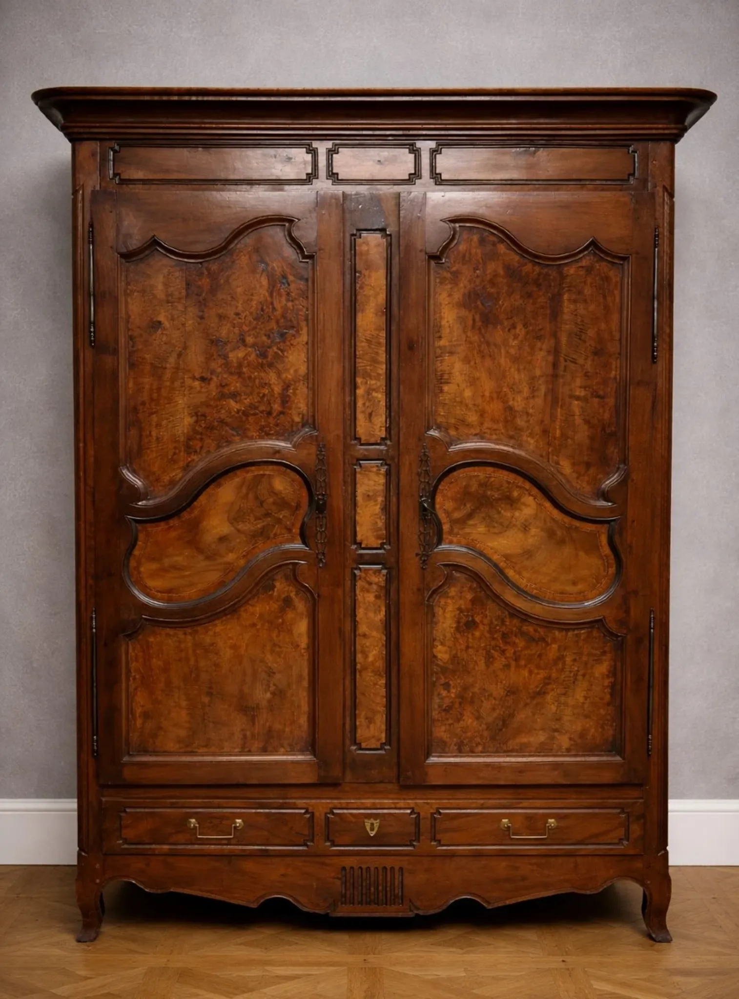 Large antique walnut and burr wood wardrobe – Louis XV period