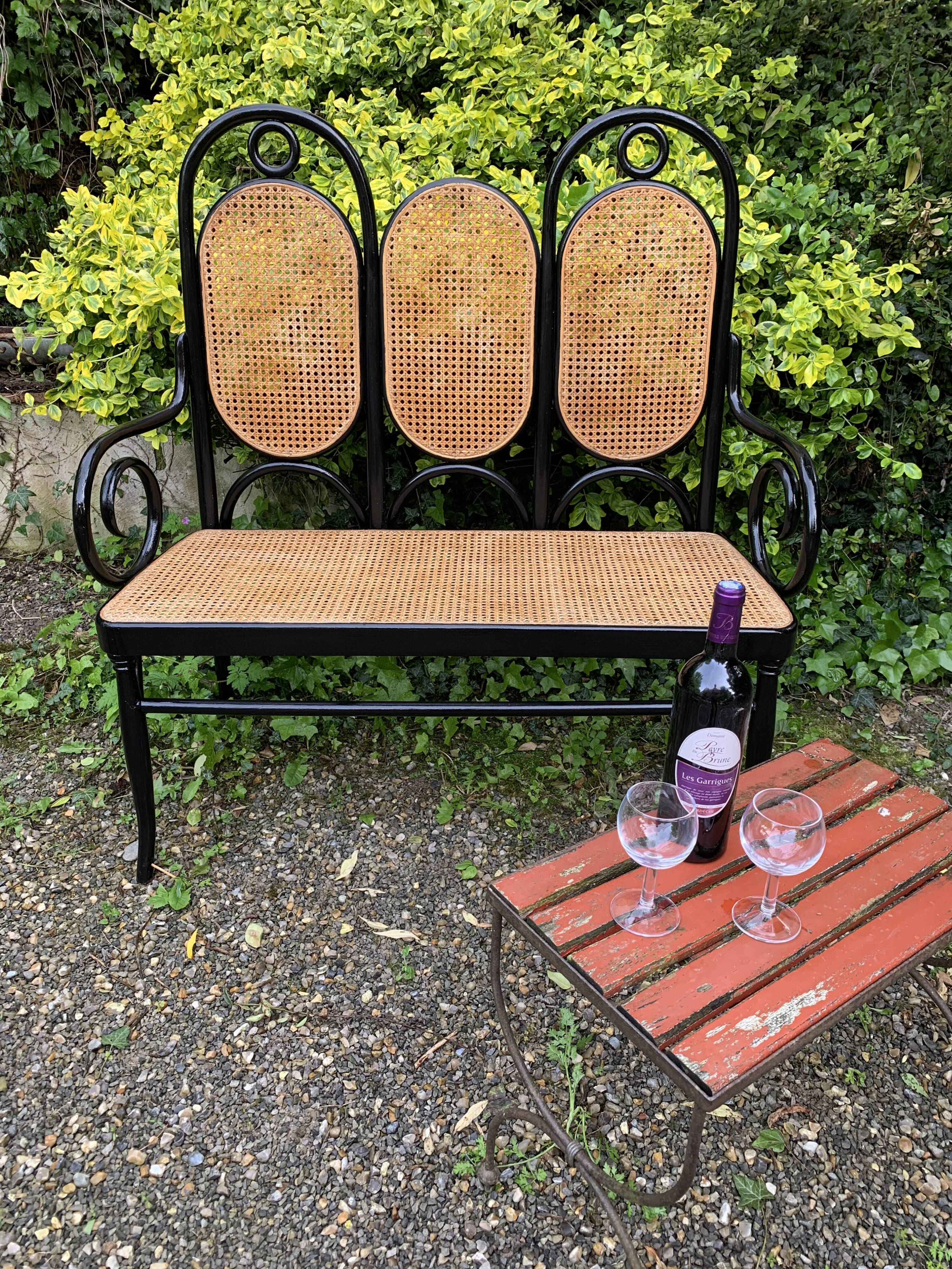 Bistro bench