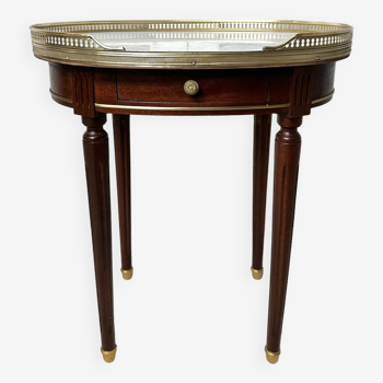Table d’appoint de style Louis XVI