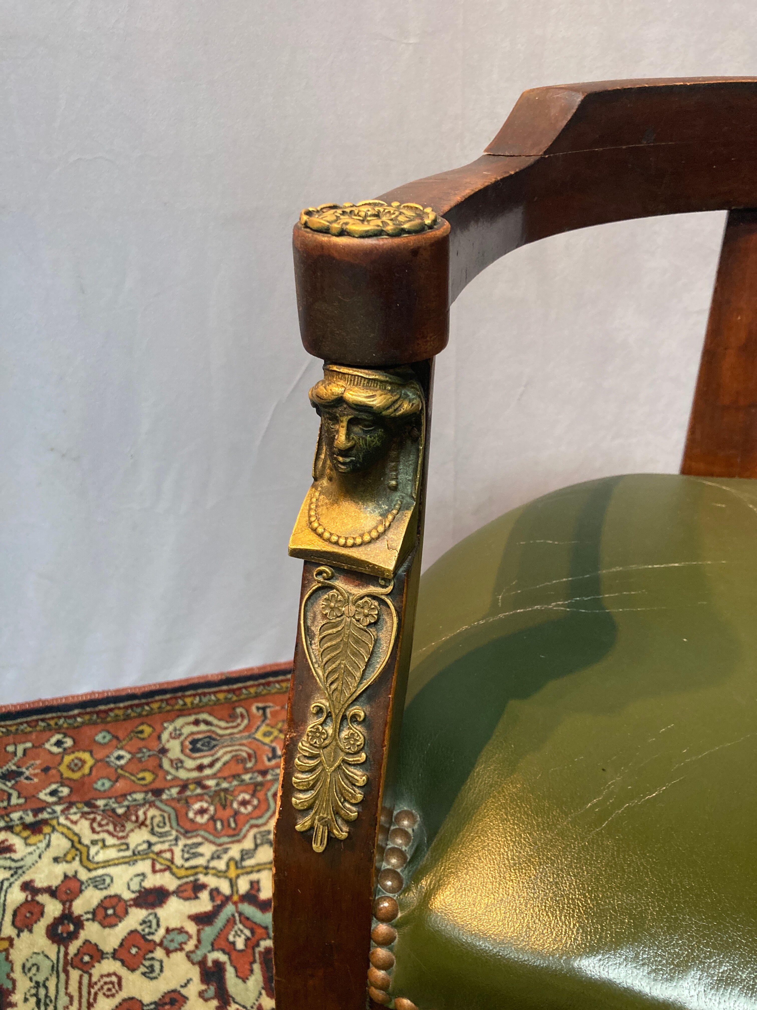 Office chairs and pair of convertibles