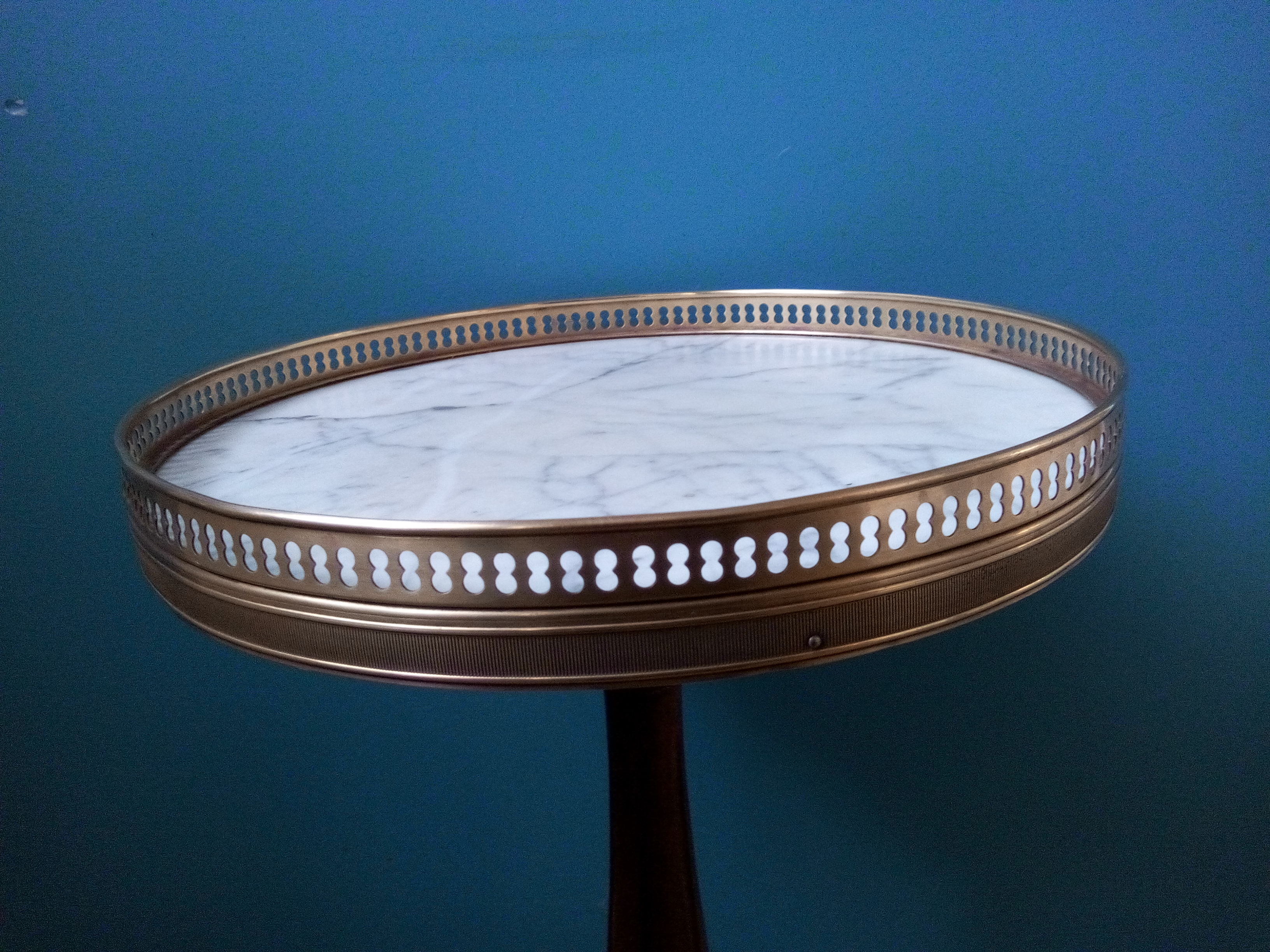 Pedestal table Oak and marble Louis XVI style