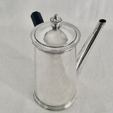 Silver metal pourer