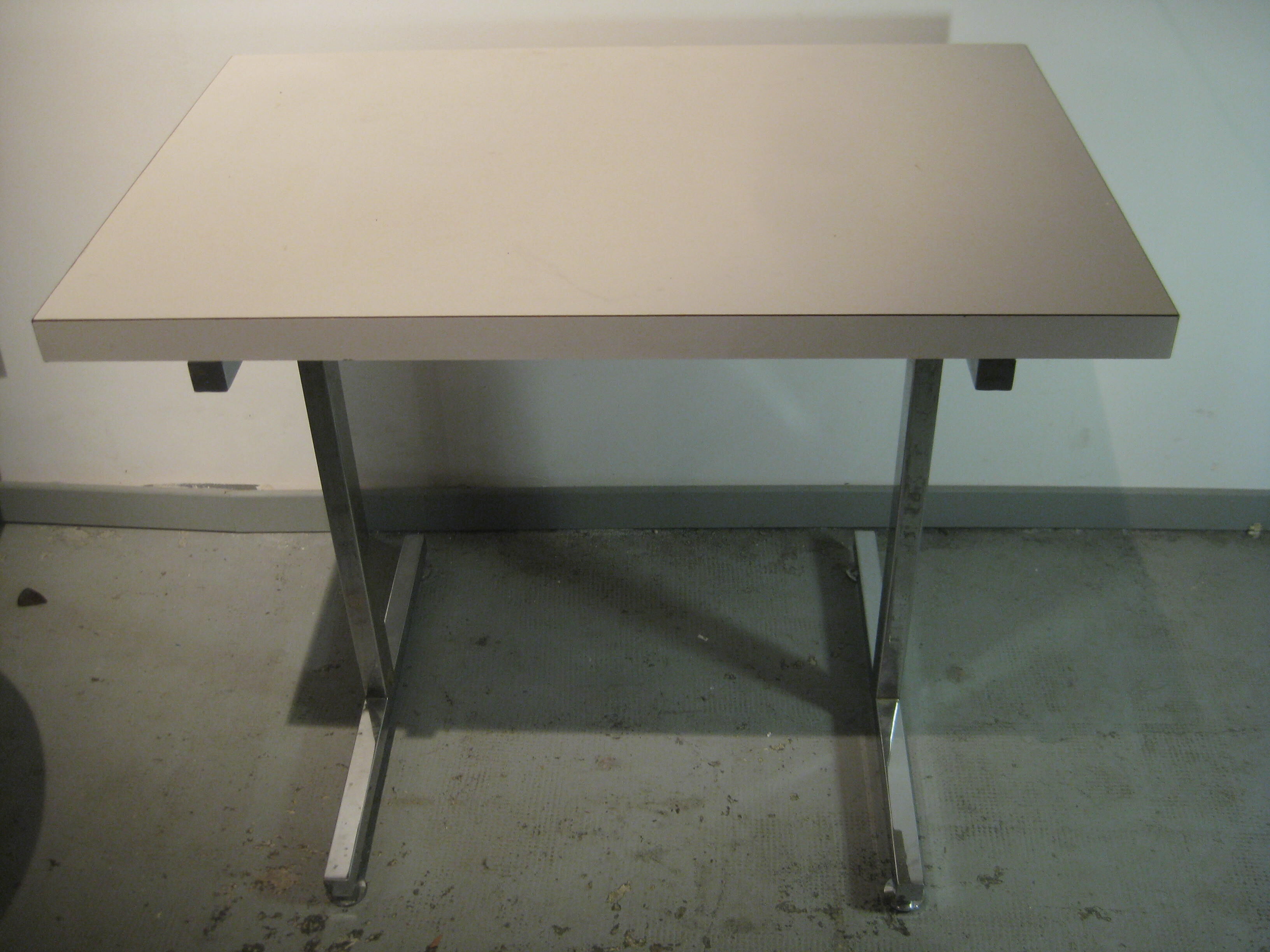 Florence Knoll desk 1970