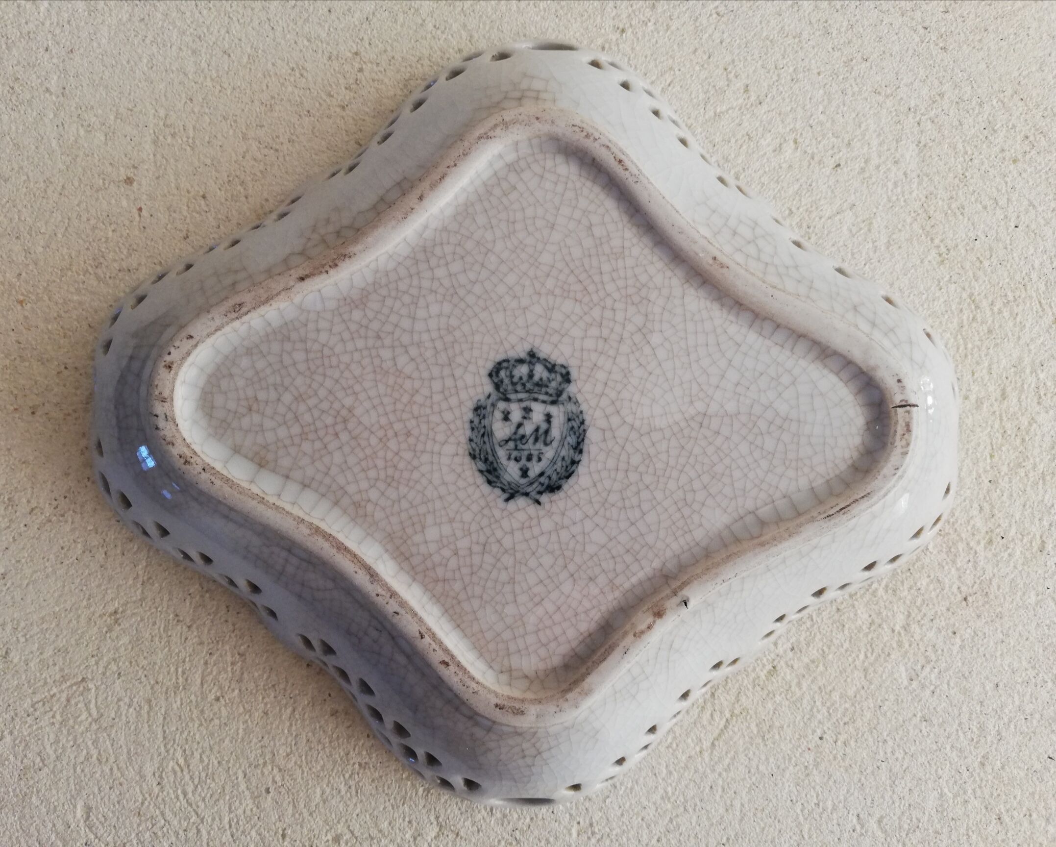 Lunéville earthenware bannette