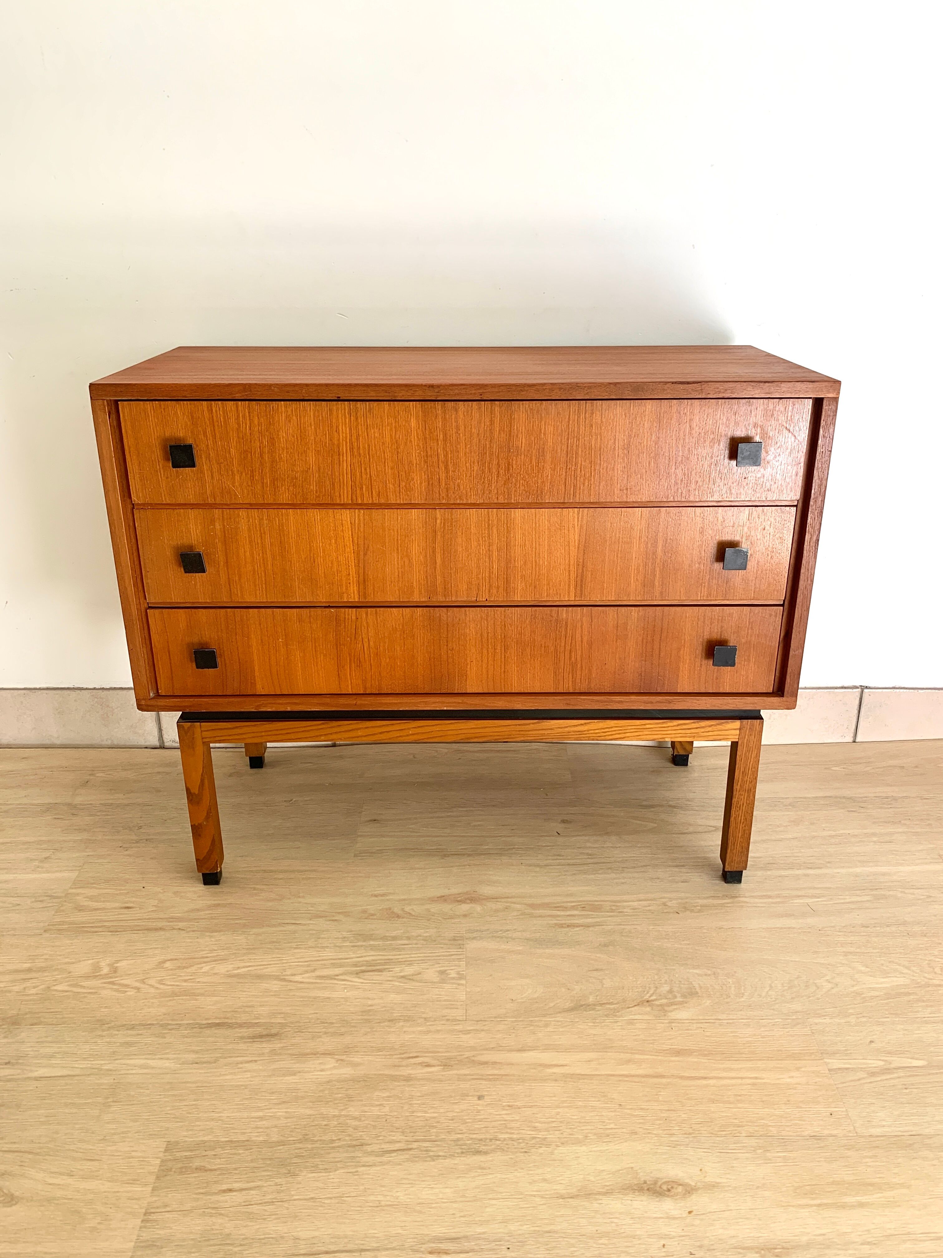 Vintage teak chest of drawers MDK Belgium
