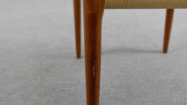Ensemble de 4 chaises en teck danois modèle ''83'' par Niels O. Möller, Danemark années 70.