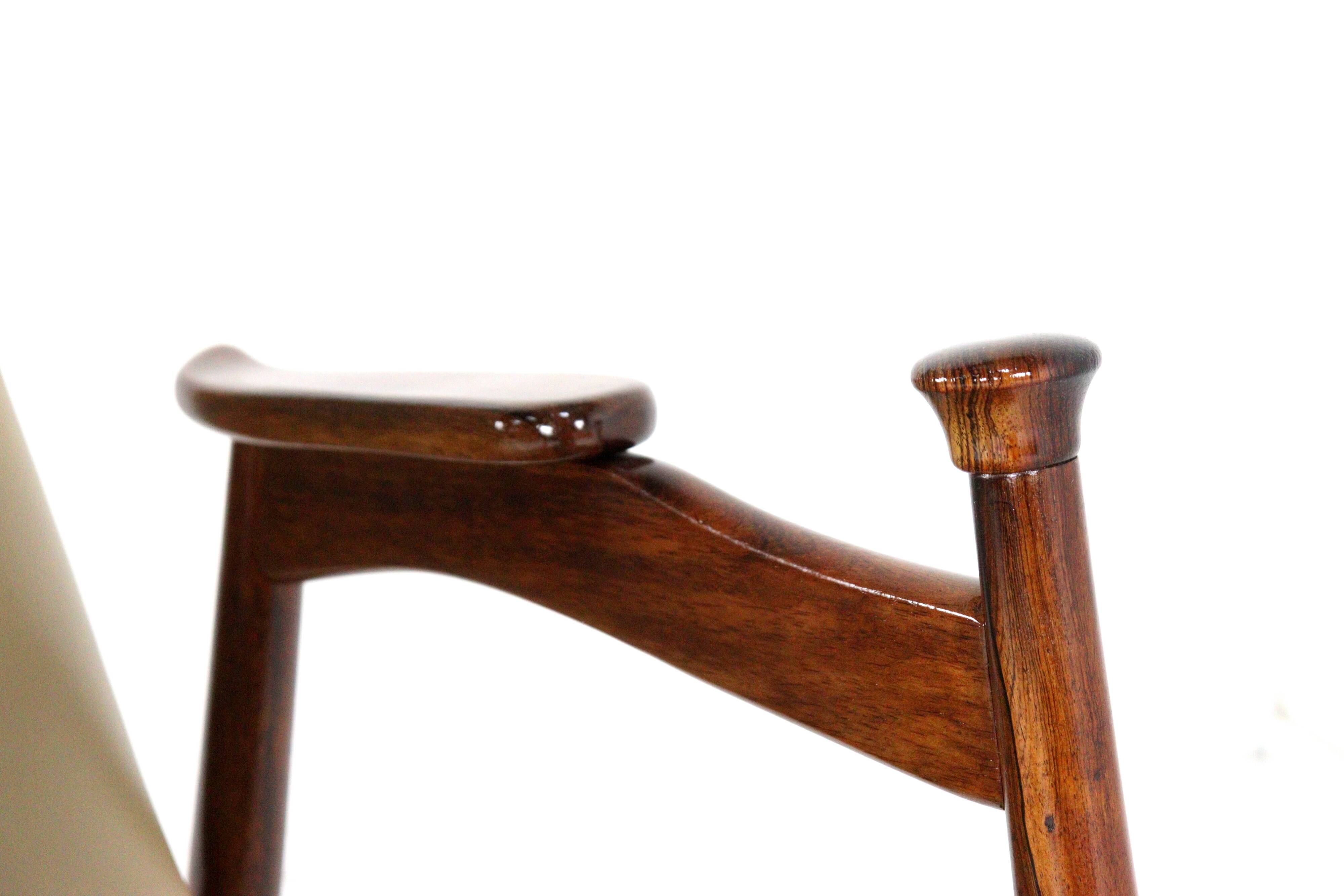 Mid century modern easy chair