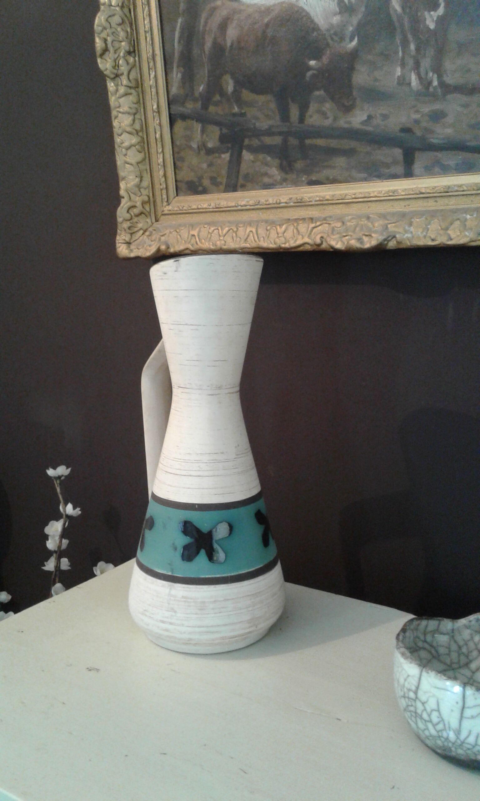 Enamelled ceramic pourer, duck blue décor