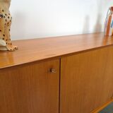 Dressoir avec de grandes capacités en lades vintage