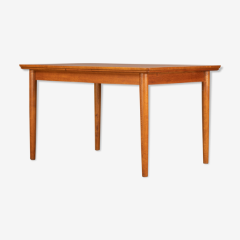 Teak danish extendable dining table, 1960