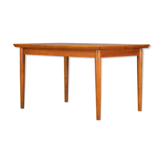 Teak danish extendable dining table, 1960