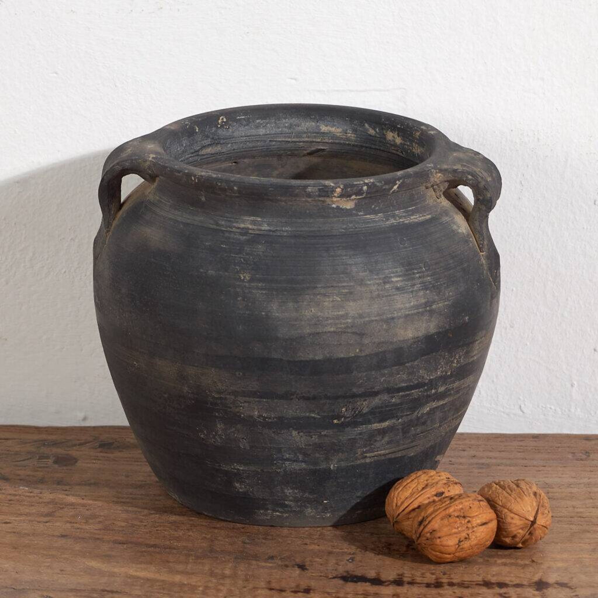 Vase ancien aux tons sombres (c.1900) #6