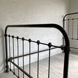 Napoleon III iron bed