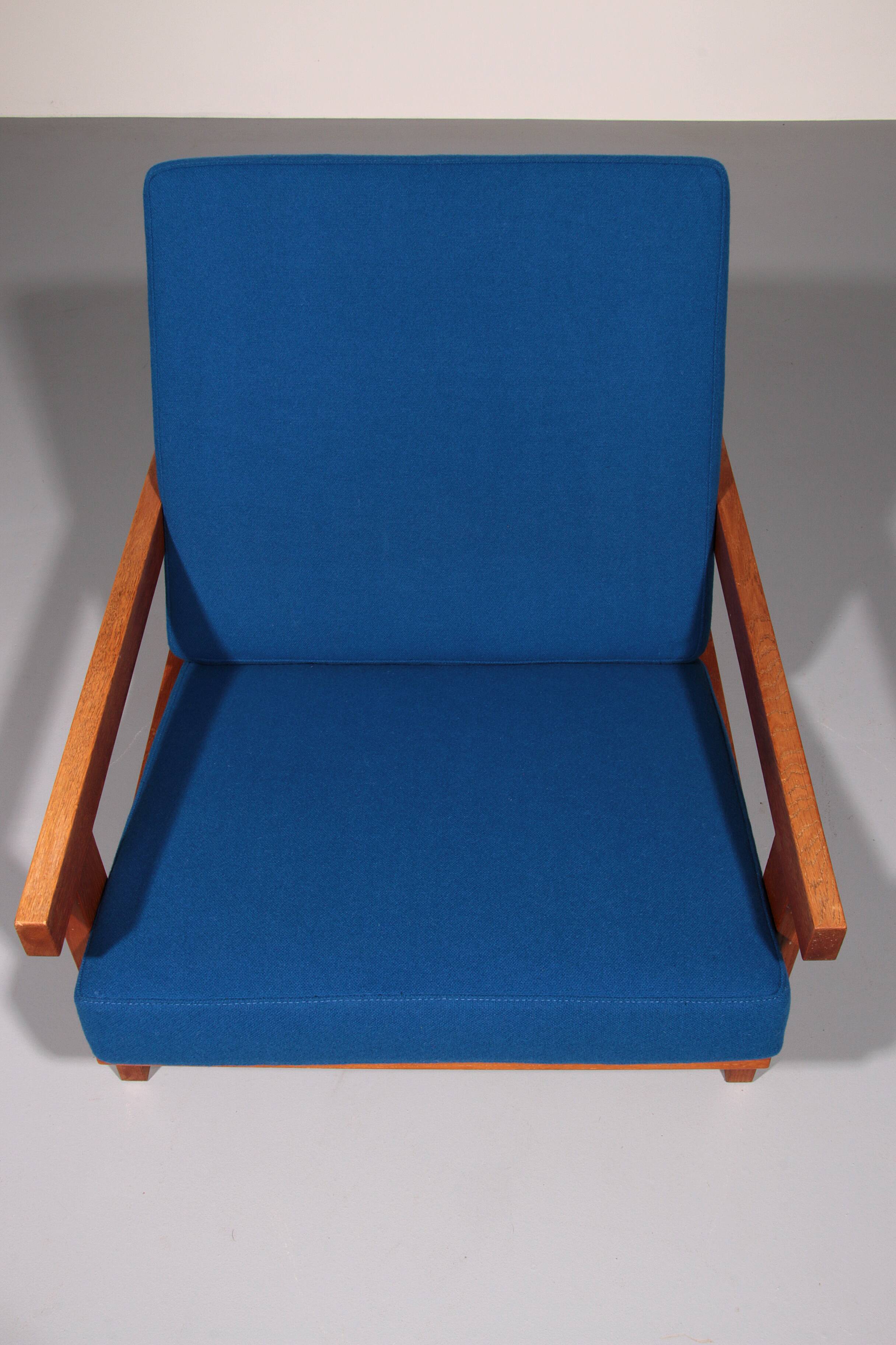 Hans J Wegner GE421 Getama Oak Relax Armchair with Adjustable Backrest