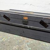 Wooden travel trunk