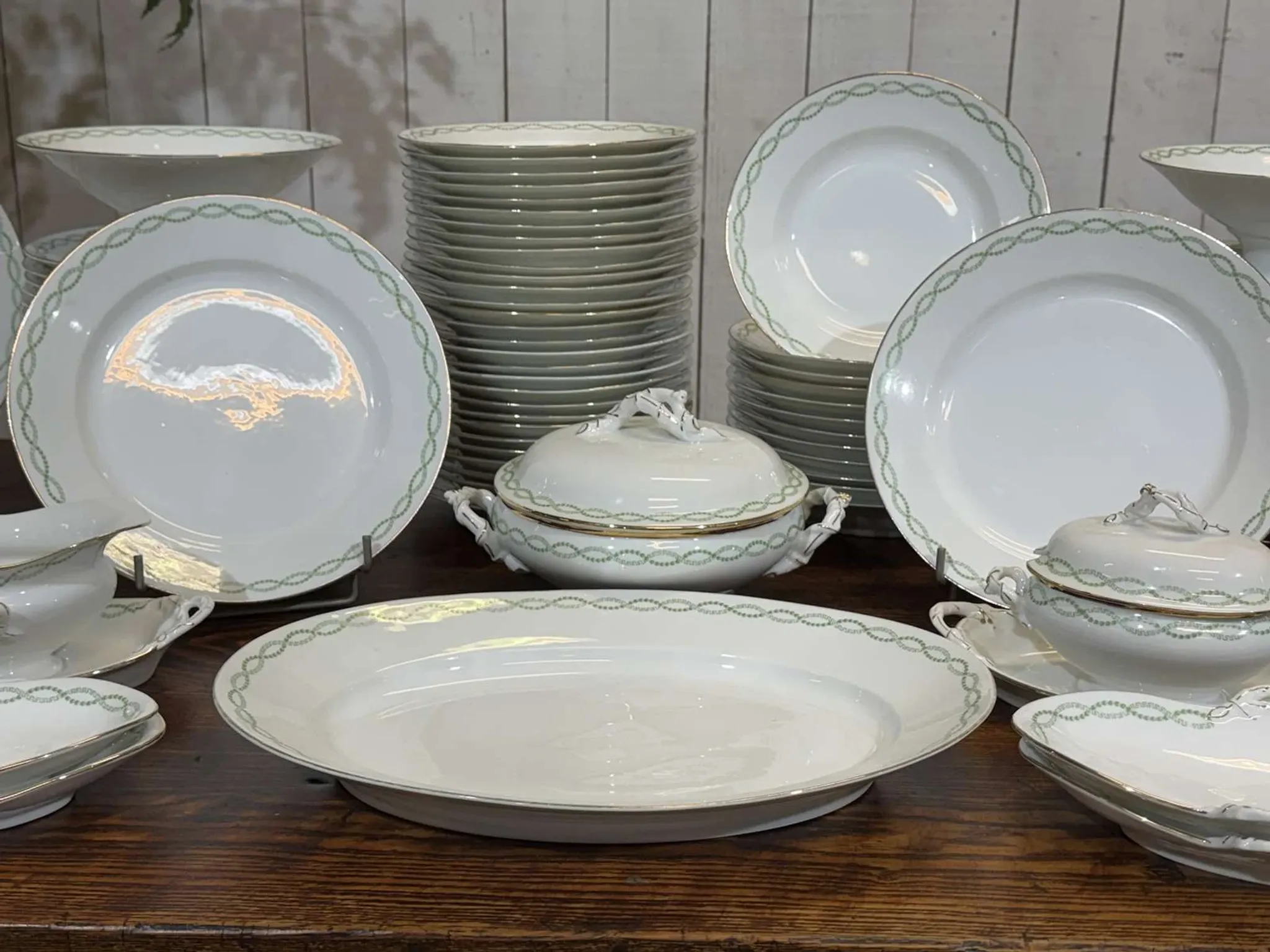 Table service in Limoges porcelain J.B Tricard and Co.
