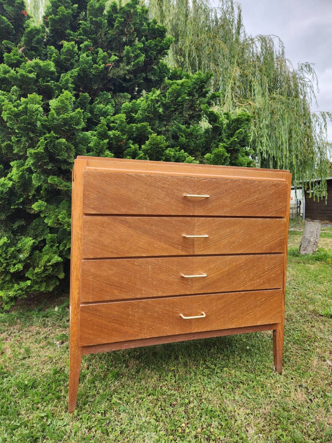 Antique vintage chest of drawers with spindle legs and 4 drawers, 1970s