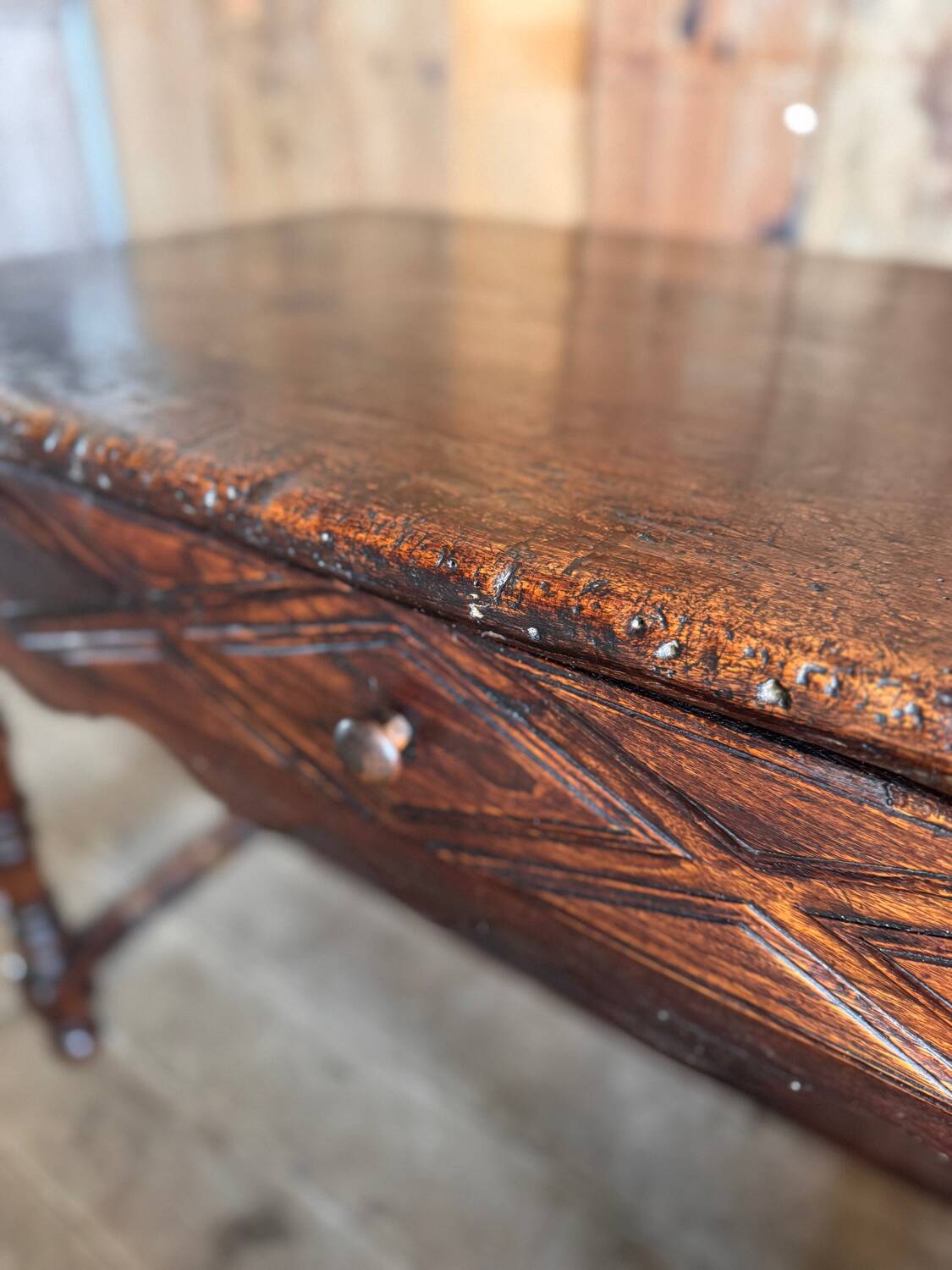 Cévenole table in chestnut wood, 19th-century folk art.