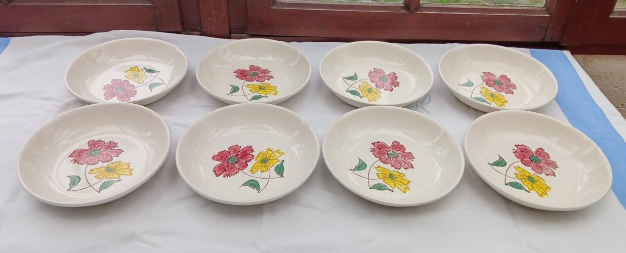 8 old hollow calotte plates