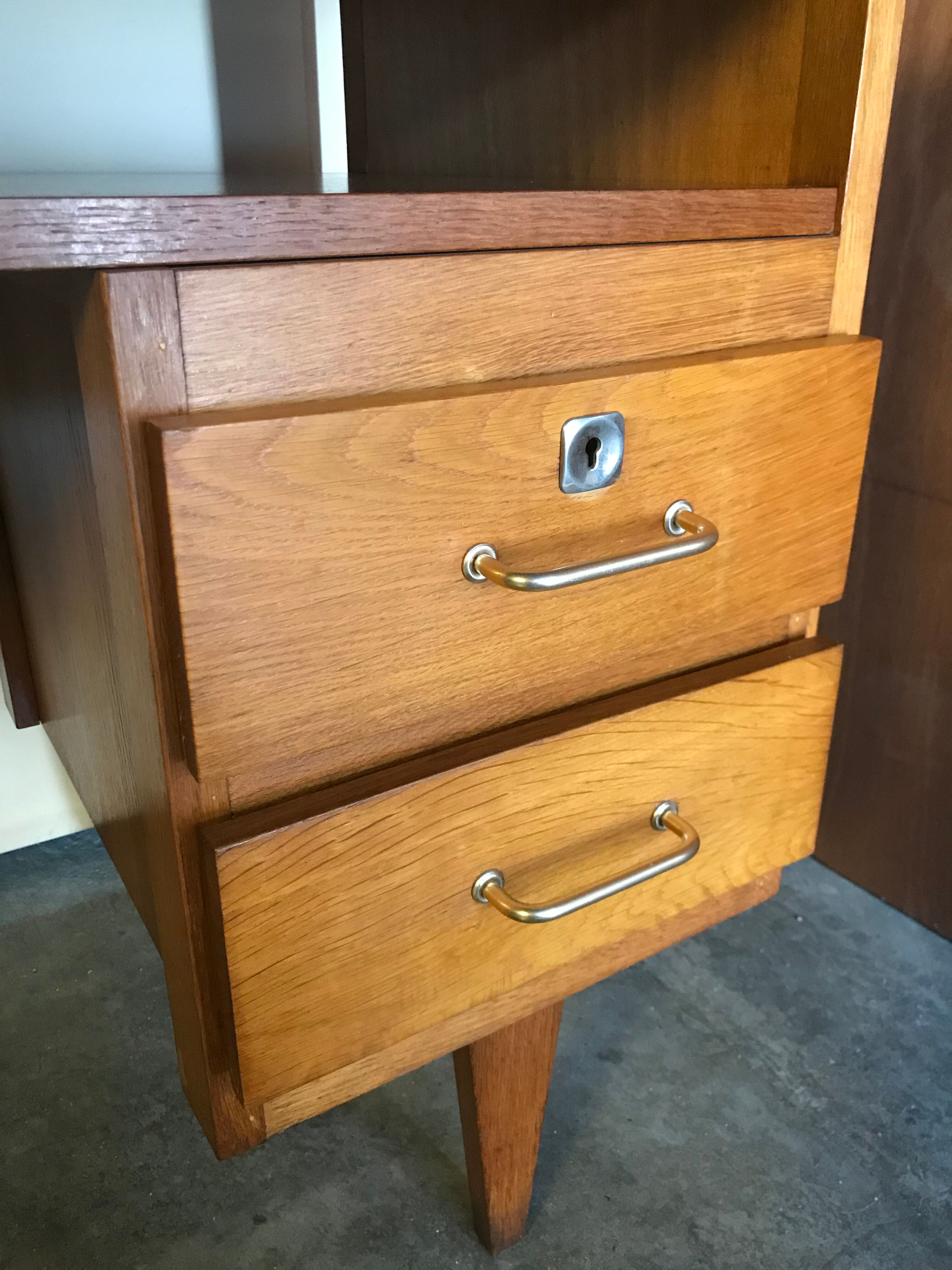 Modernist office Spirol scandinavian design compass feet