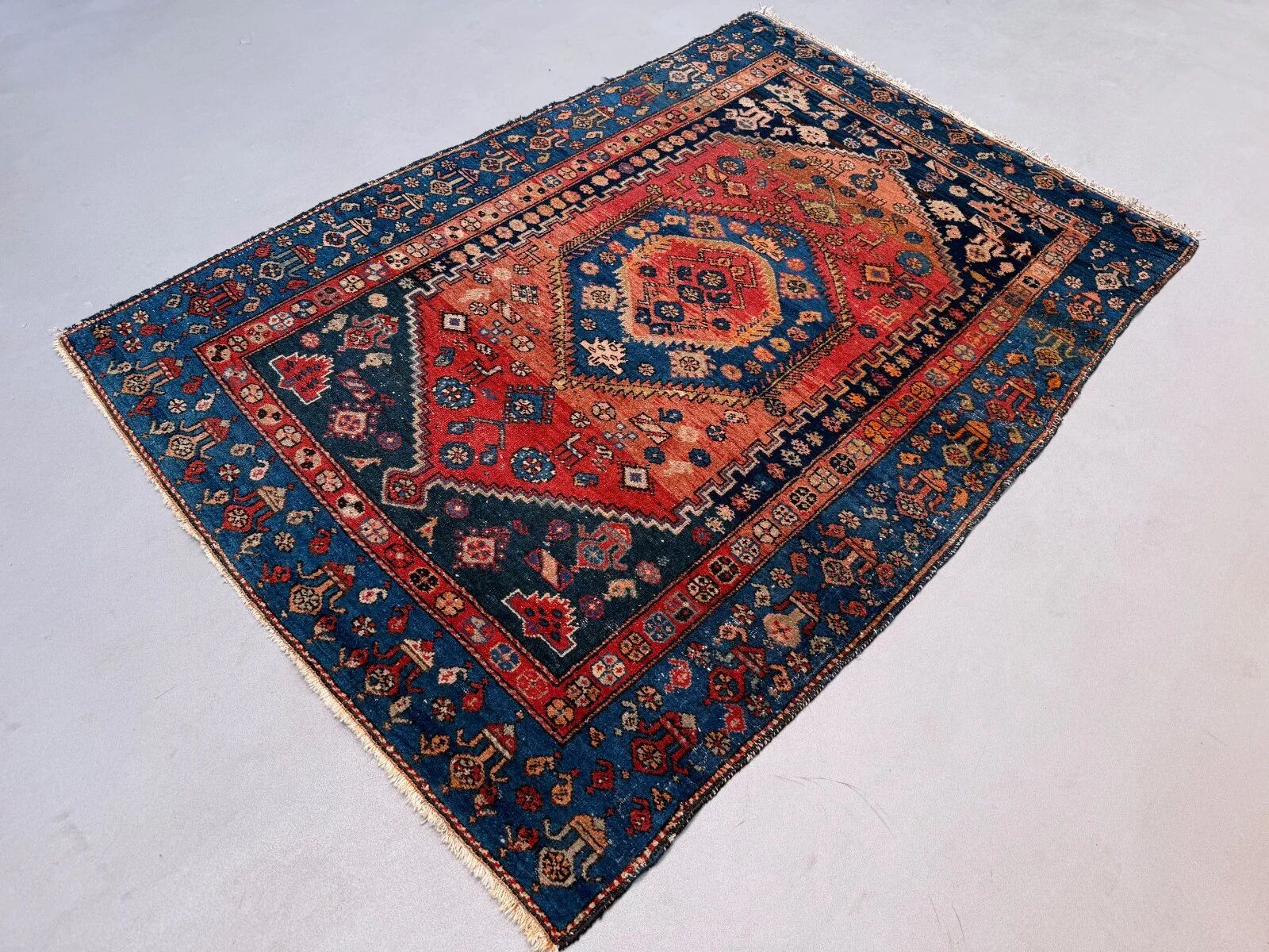 Tapis tribal vintage 130x185 cm, moyen, tapis oriental tribal 2543