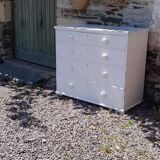 English chest of drawers