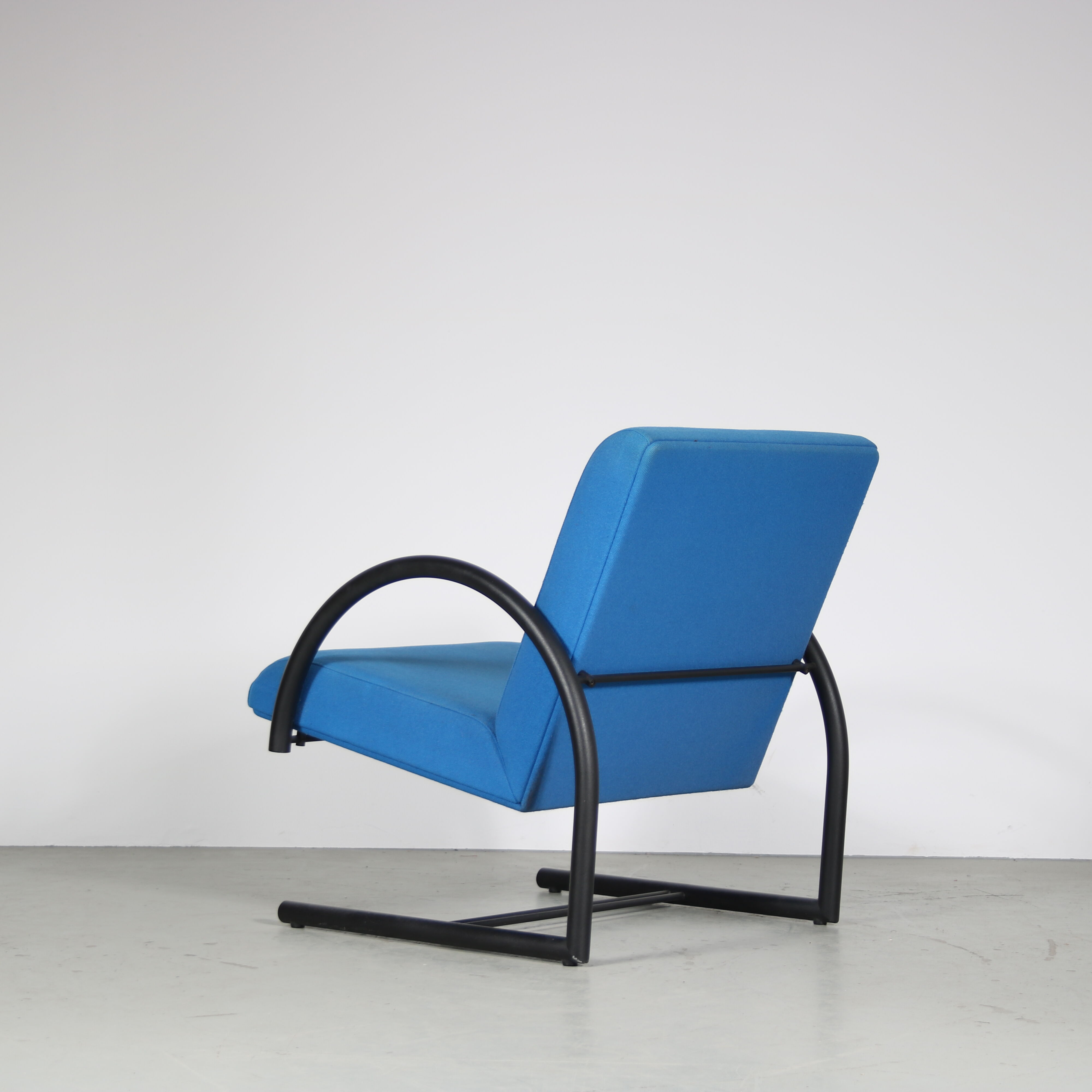 1980s “Cirkel” Lounge chair by Karel Boonzaaijer & Pierre Mazairac for Hennie de Jong International