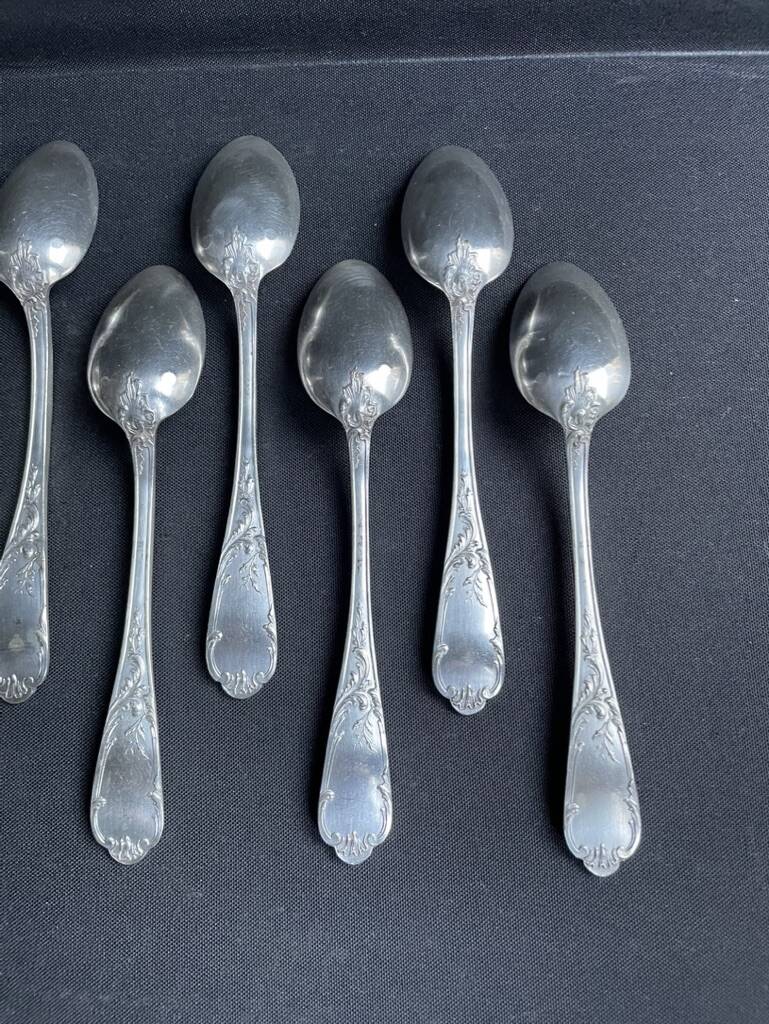 12 Small spoons – Silver plated
