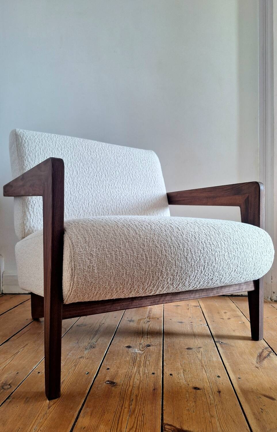 Izag ampm armchair, solid walnut and ecru-colored bouclette, designer seat