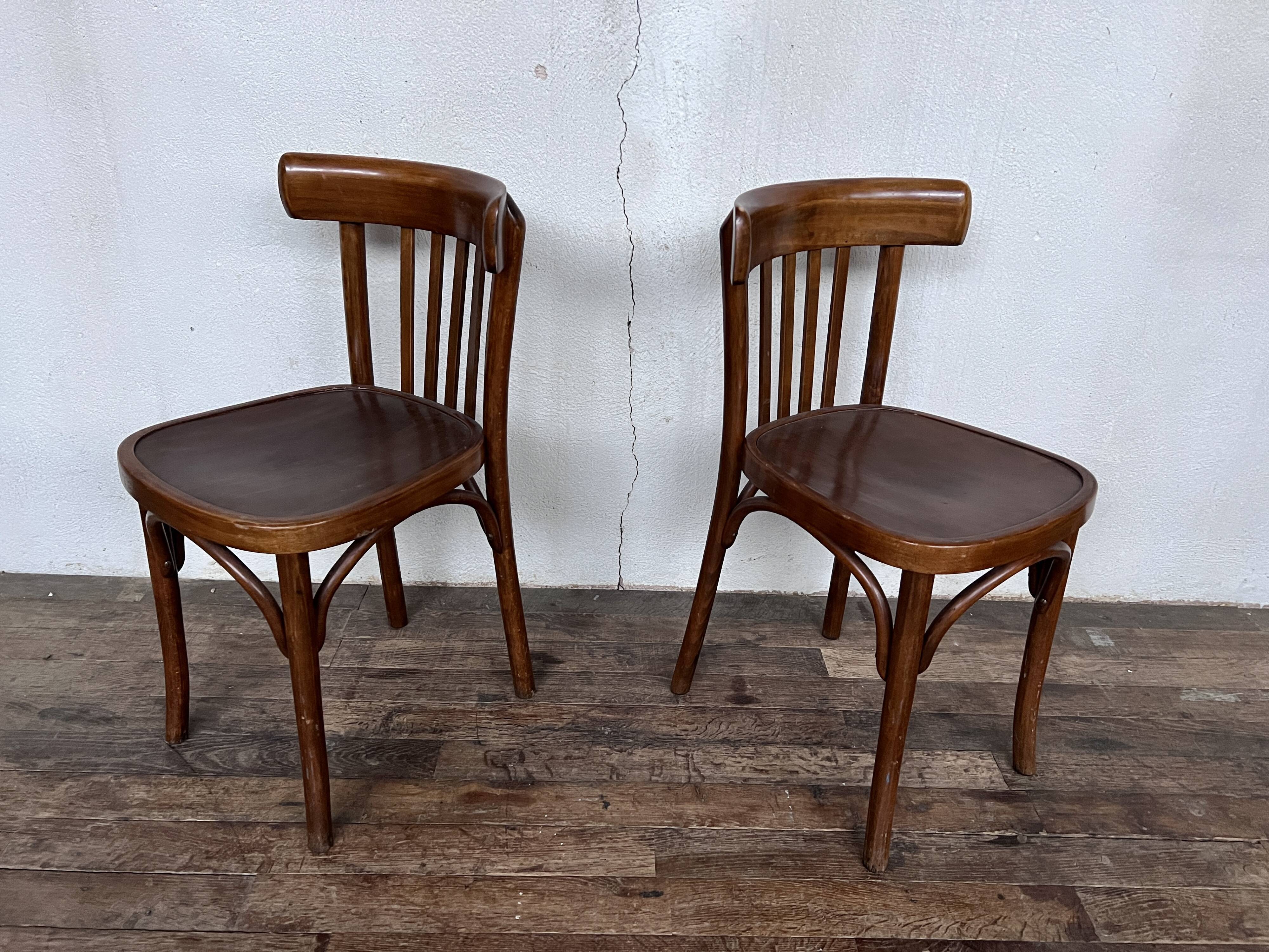 Pair of vintage Parisian bistro chair barter 195