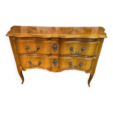Grande commode sauteuse à façade arbalète merisier blond ornement bronze so