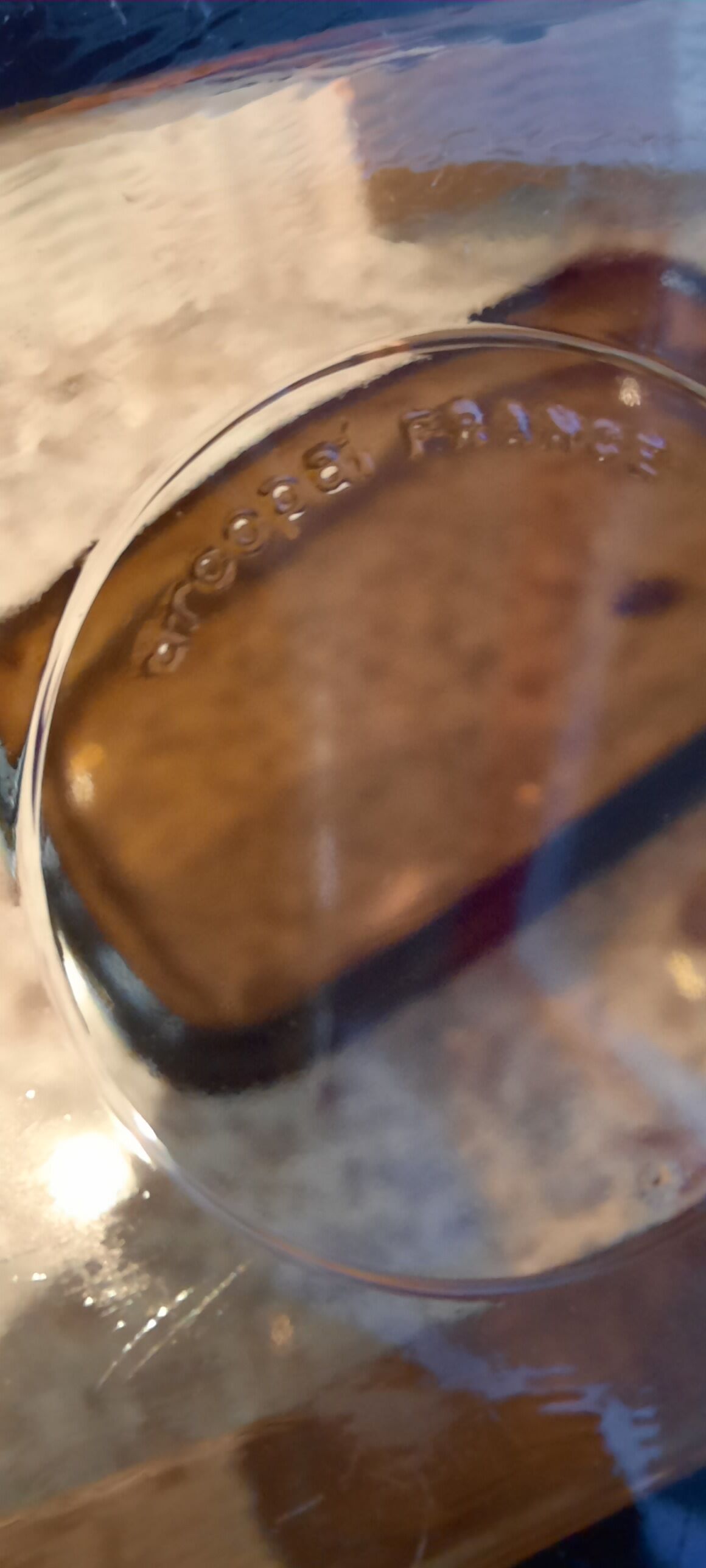 Beurrier en verre marron fumé Arcopal vintage