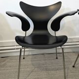 Very rare - Arne Jacobsen “Lily” 3208 armchair – Fritz Hansen – Black lacquered