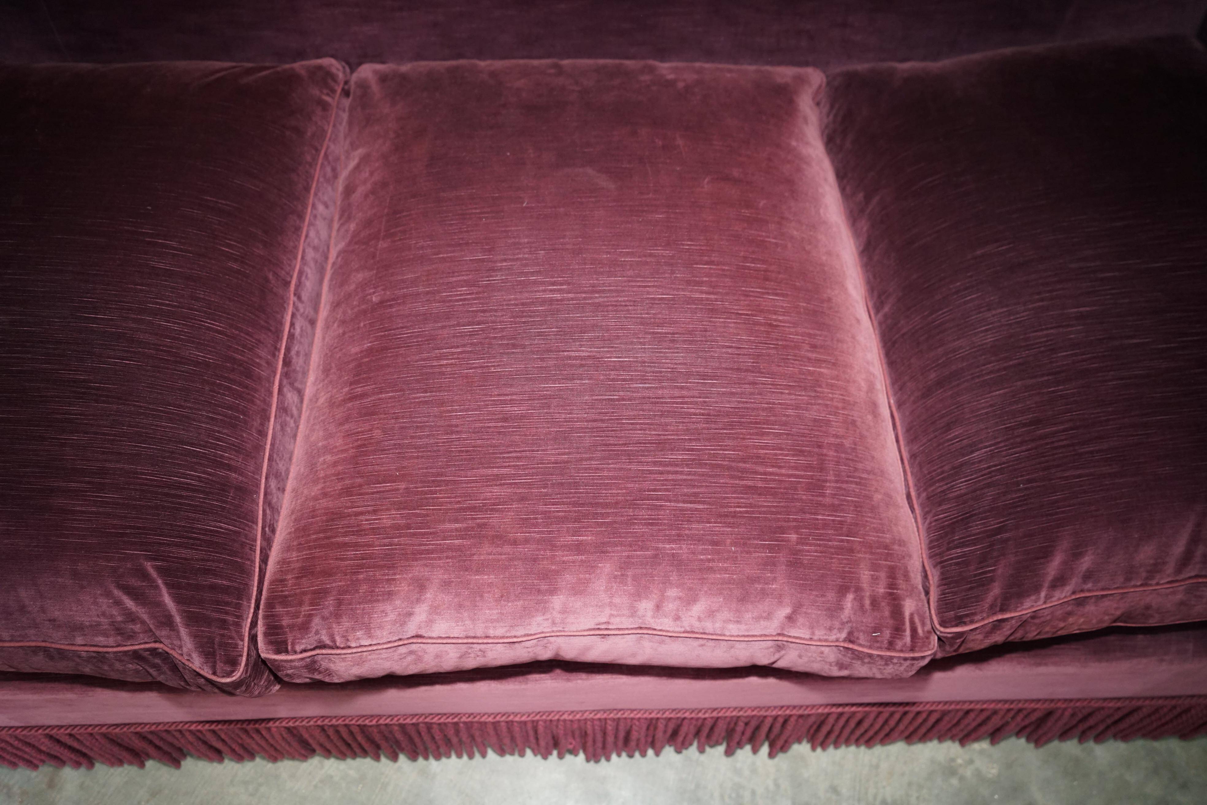 Three-seater sofa Howard & Son's Wimbourne 257x122 cm