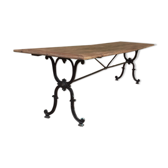 Very large bistro table 1900/1920