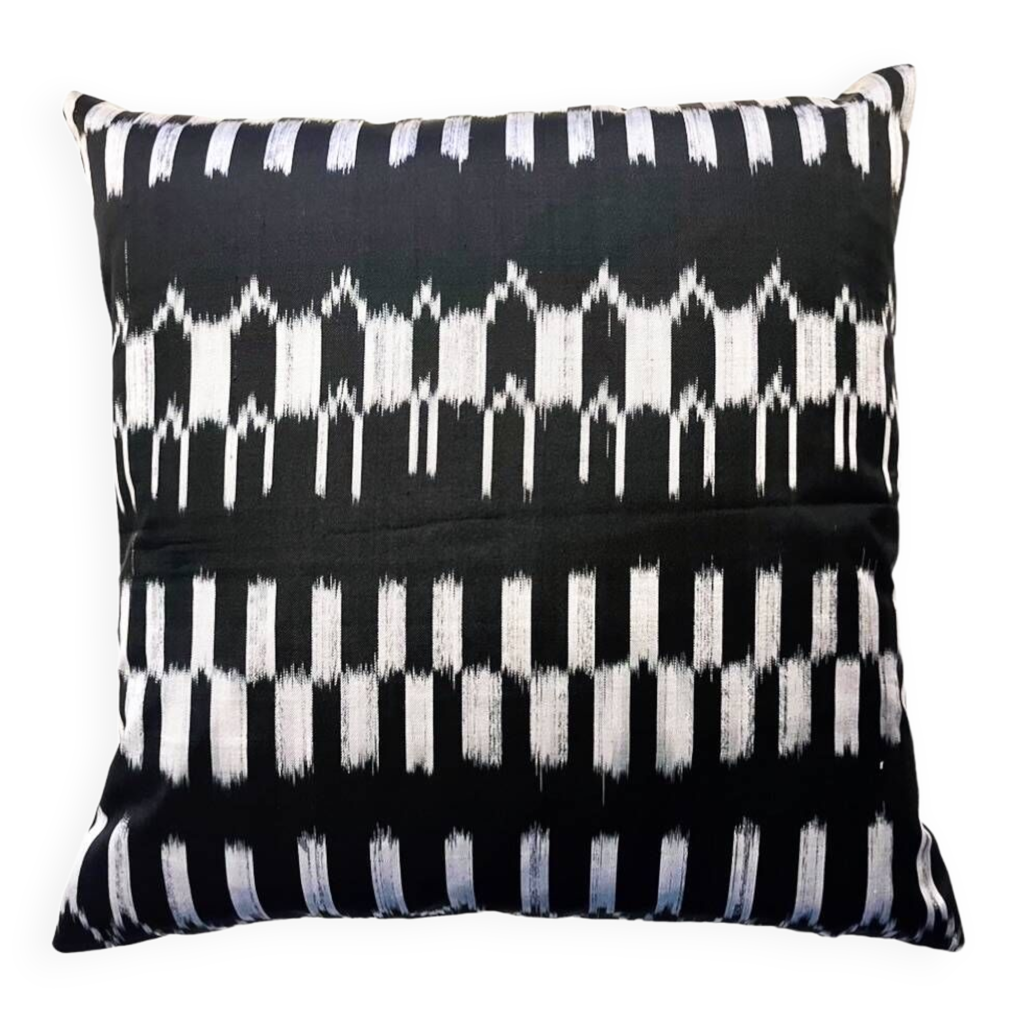 Black and white Shan cushion