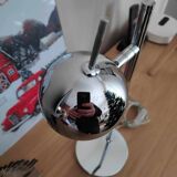 Agemob International eyeball type lamp