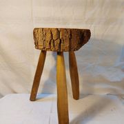 Brutalist tripod stool - French popular craftsmanship from the 20th century