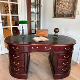 Bureau en forme de rein